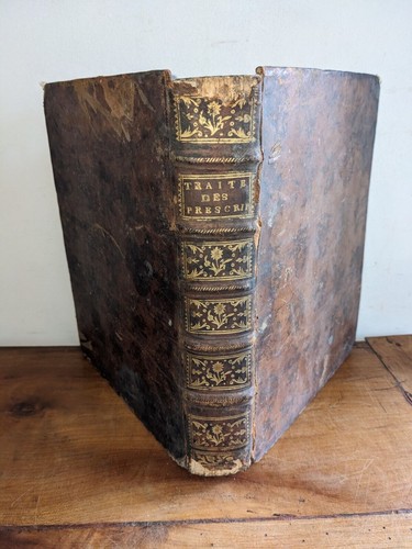 Altes buch verträge - buch,