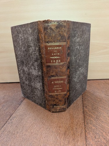 Altes buch bulletin des law - des,